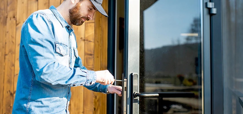 Frameless Glass Storefront Door Locks Replacement in Saint John, NB